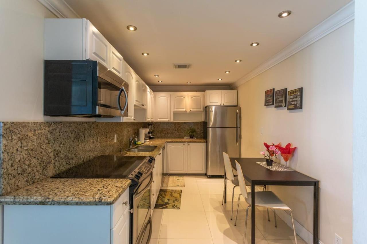 Hollywood Beach Apartment Екстер'єр фото