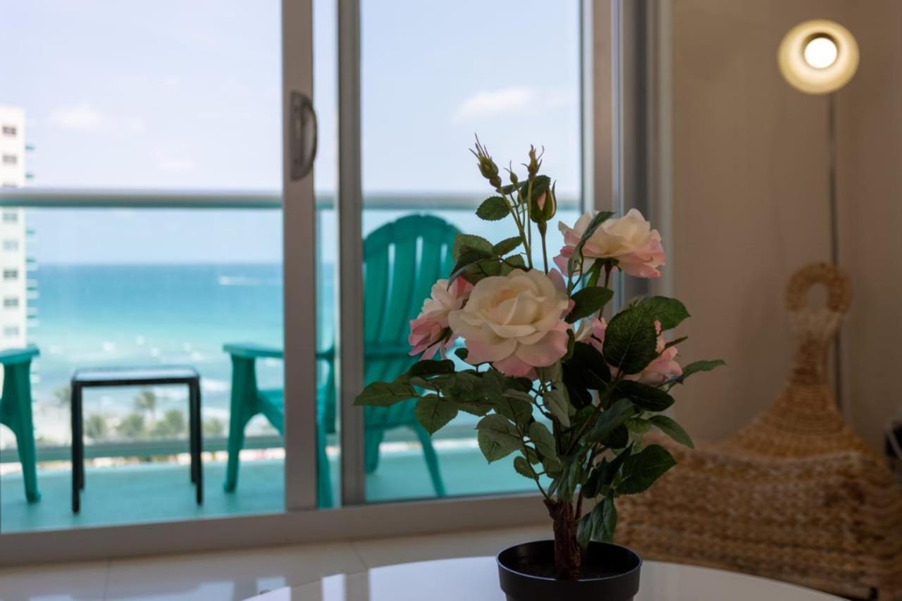 Hollywood Beach Apartment Екстер'єр фото